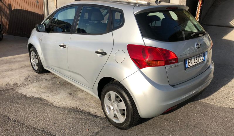 KIA VENGA 1400 Bz. Cv. 90 EASY 5 PORTE pieno